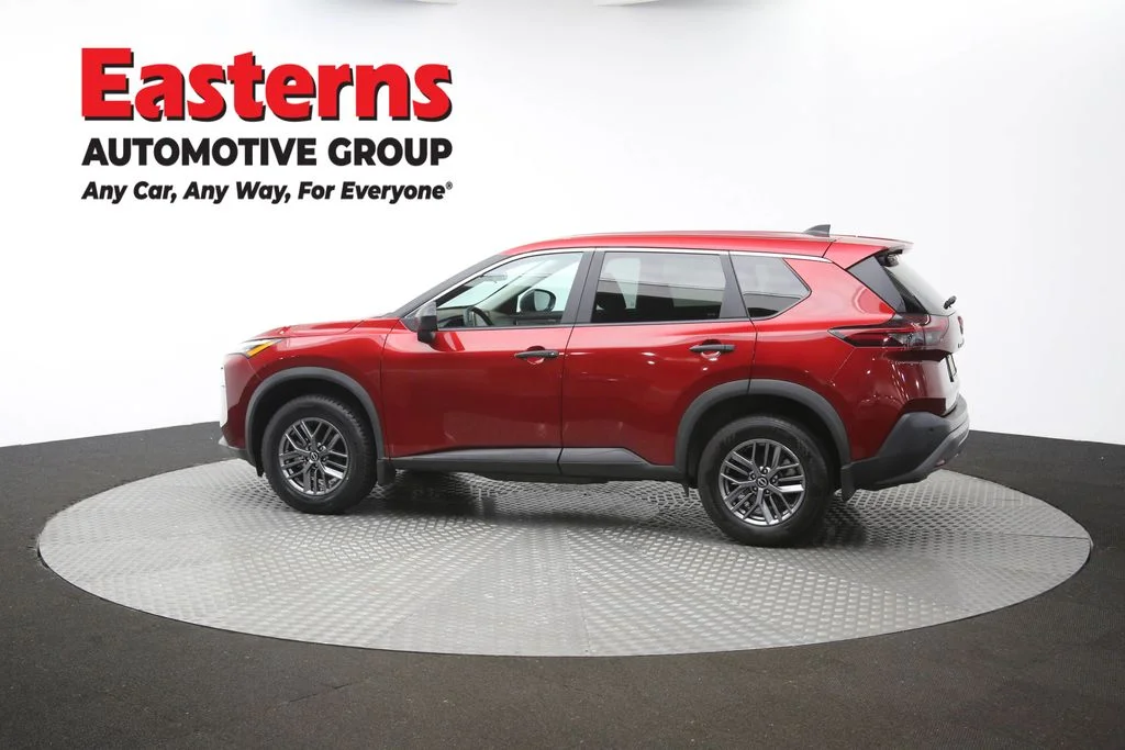 Used 2023 Red Nissan S image 62
