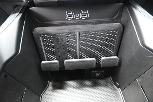 Used 2025 Blue Ram Big Horn/Lone Star image 9