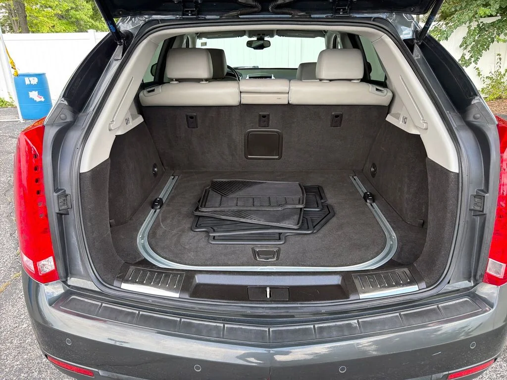 Used 2014 Graphite Metallic Cadillac Performance image 40
