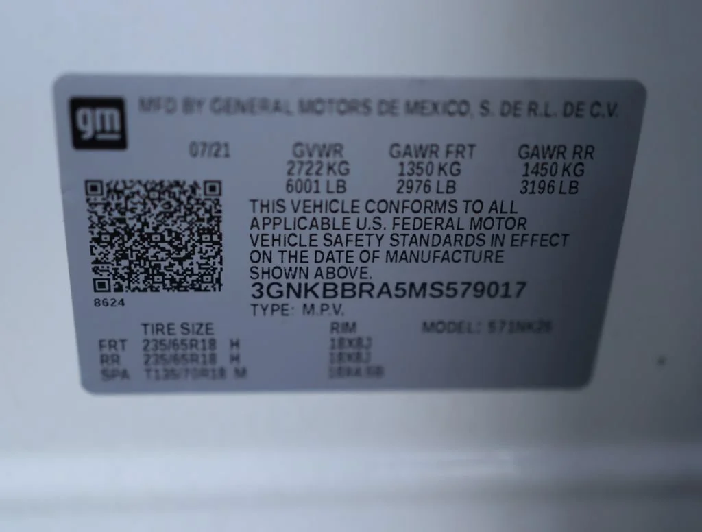Used 2021 Summit White Chevrolet 1LT image 34