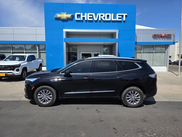 2023 Buick Enclave Essence