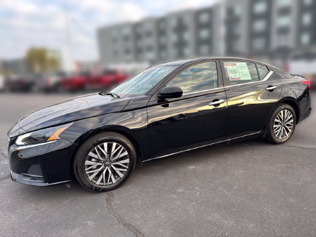 2025 Nissan Altima
