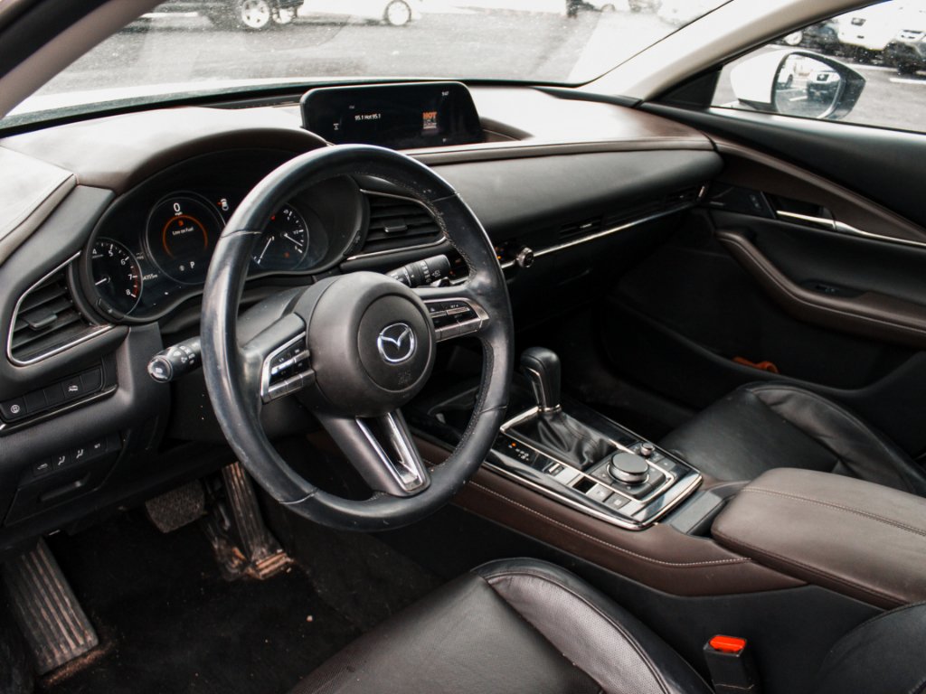 Used 2020 Snowflake White Pearl Mica Mazda Premium Package image 8