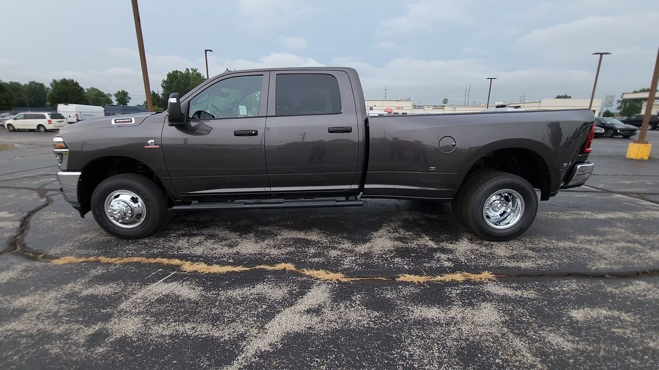 New 2026 Gray Ram Tradesman image 5