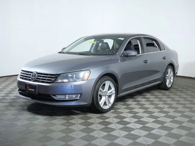 Used 2014 Gray Volkswagen TDI SE image 2
