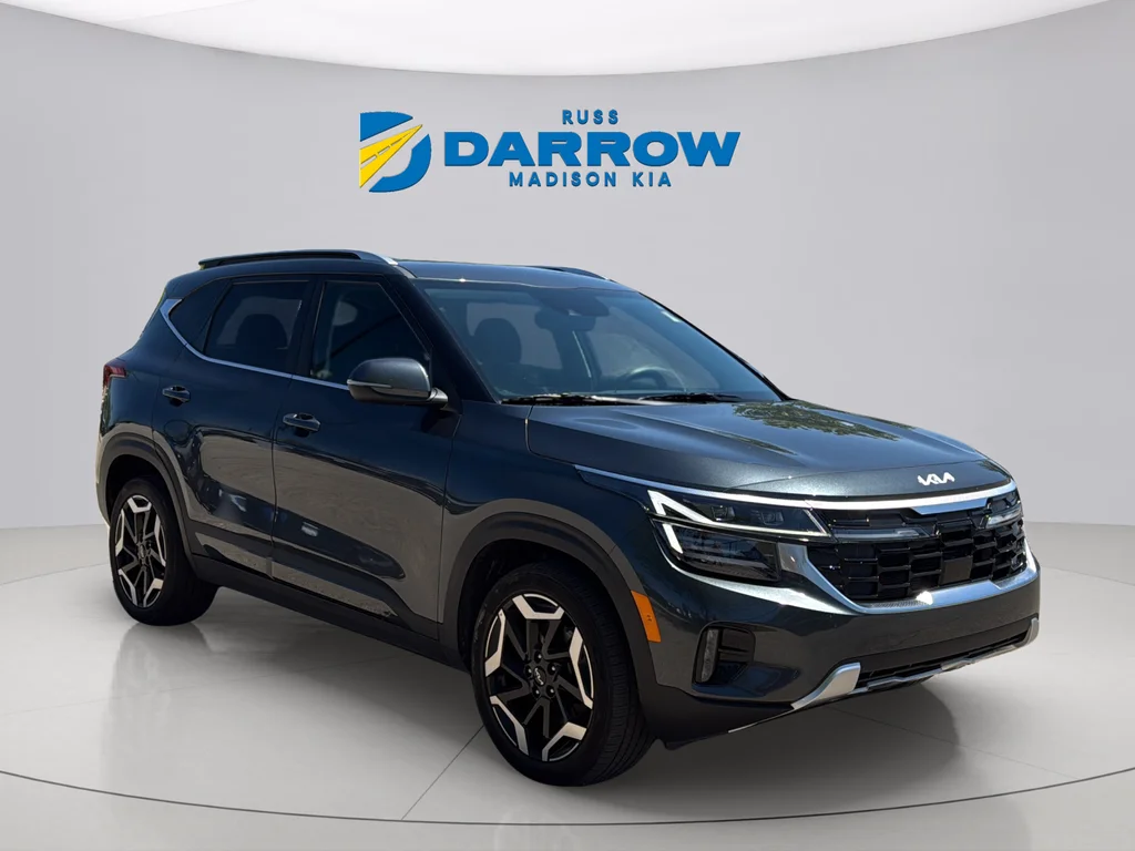 Certified Used 2024 Gravity Gray Kia SX image 7