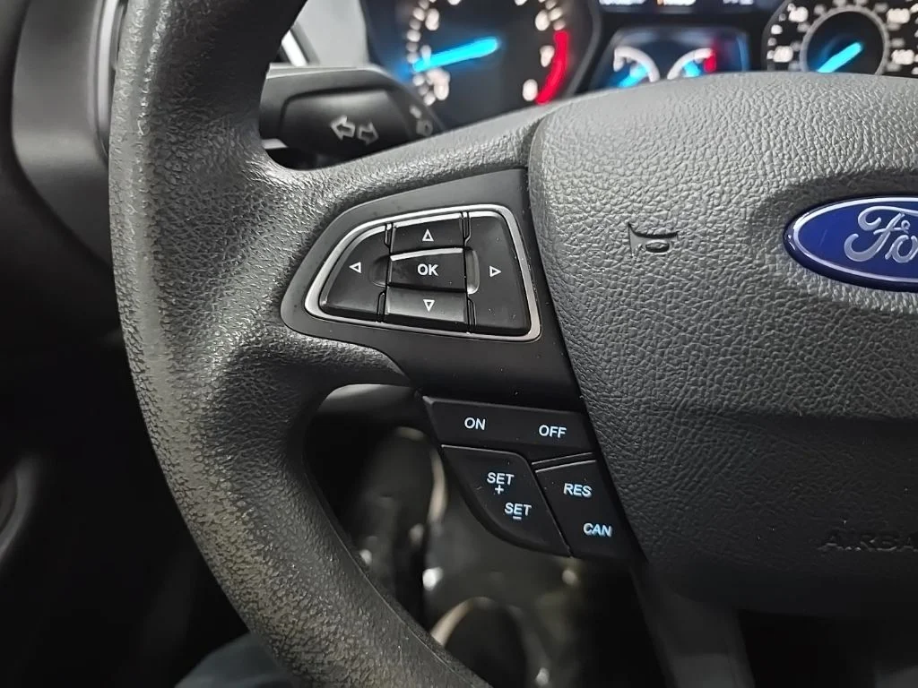 Used 2019 Black Metallic Ford SE image 23