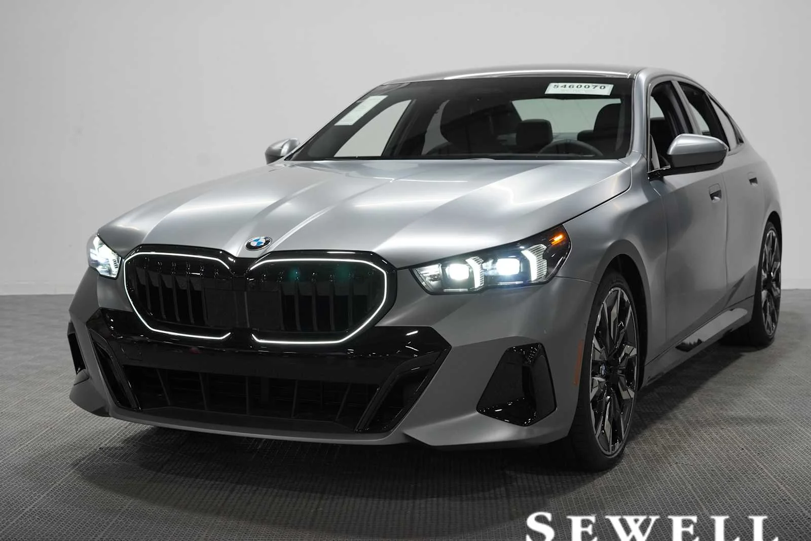 2027 BMW 540i 540i xDrive