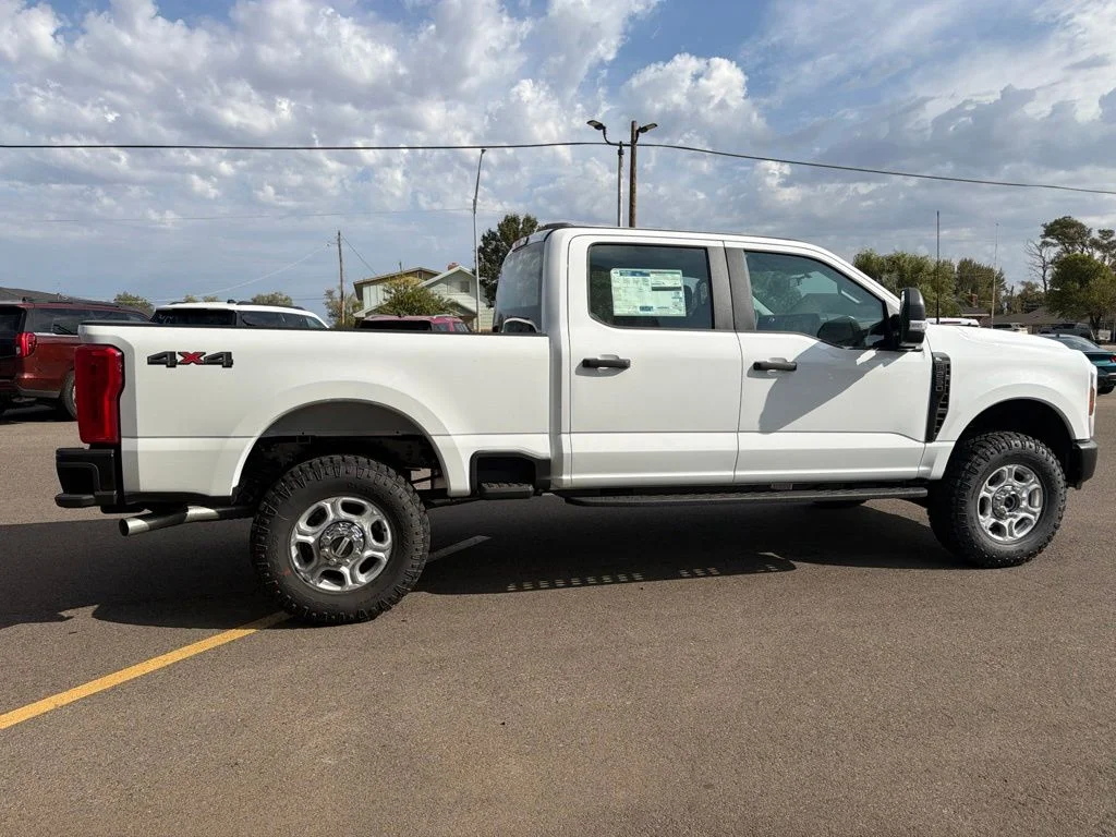 New 2027 Oxford White Ford F-250® XL image 5
