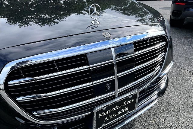 Used 2021 Black Mercedes-Benz S 580 image 6