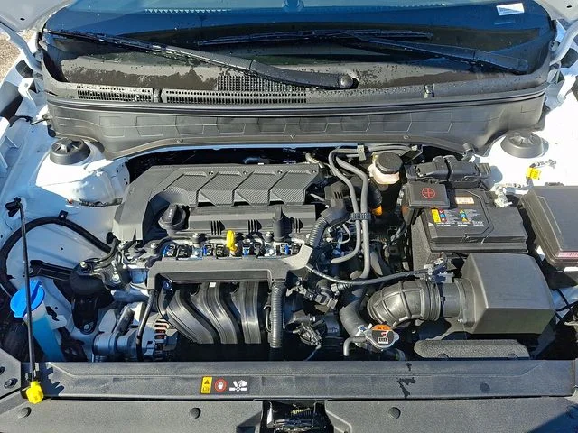 New 2026 White Hyundai SE image 22