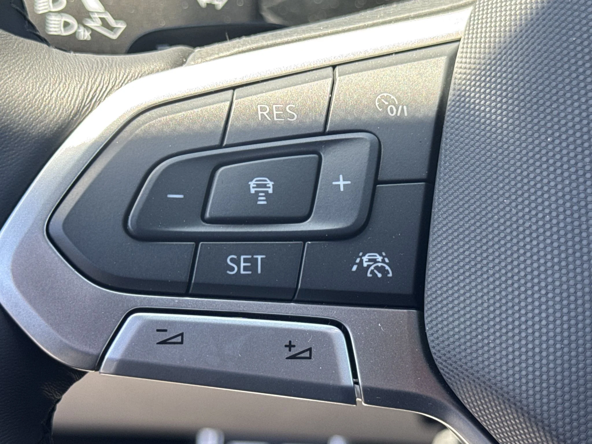 New 2026 Pure Gray Volkswagen 2.0T SEL Premium R-Line image 19