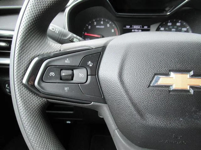 Used 2023 Gray Chevrolet LT image 21