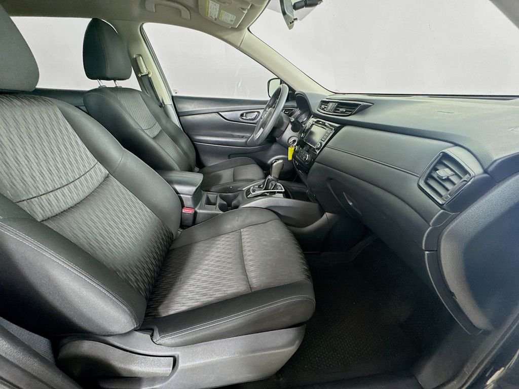 Used 2018 Magnetic Black Nissan S image 34