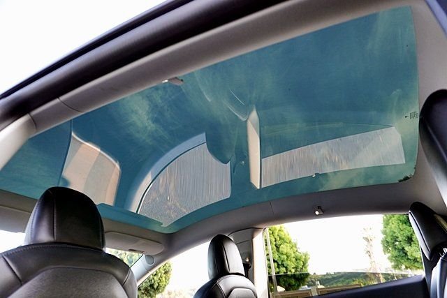 Used 2020  Tesla Long Range image 17