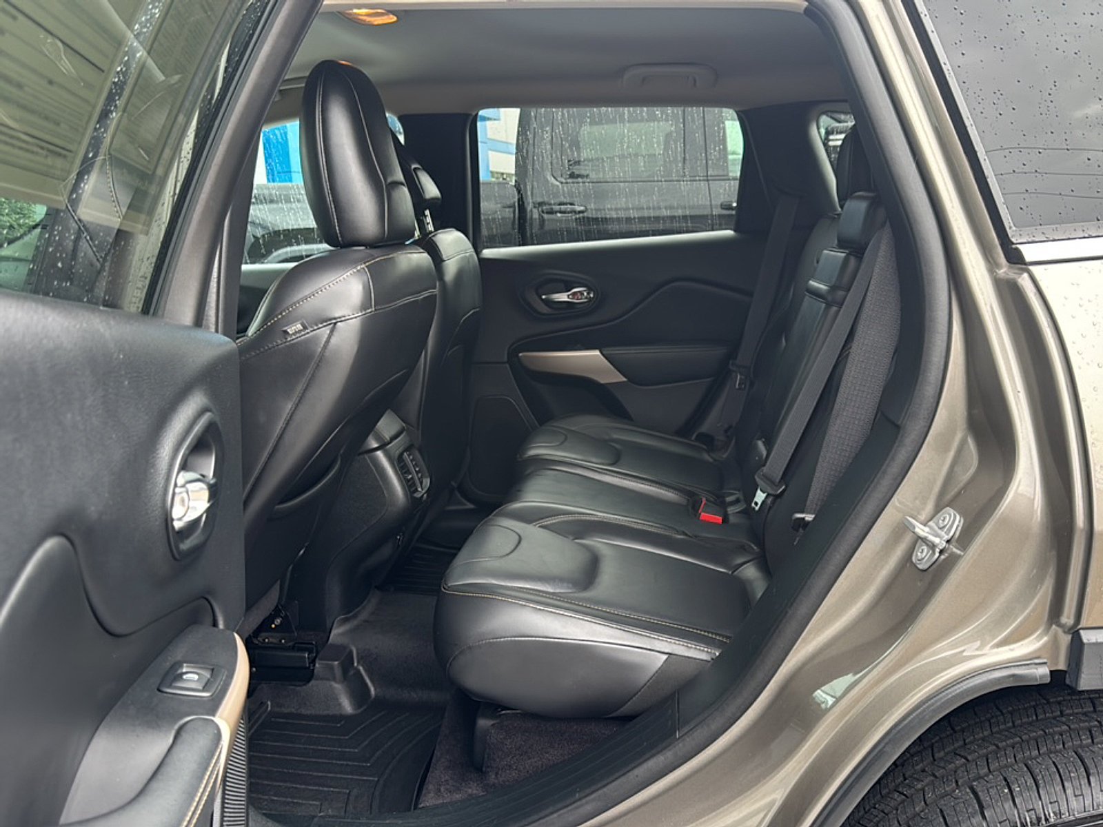 2018 Jeep Cherokee Limited - Photo 18