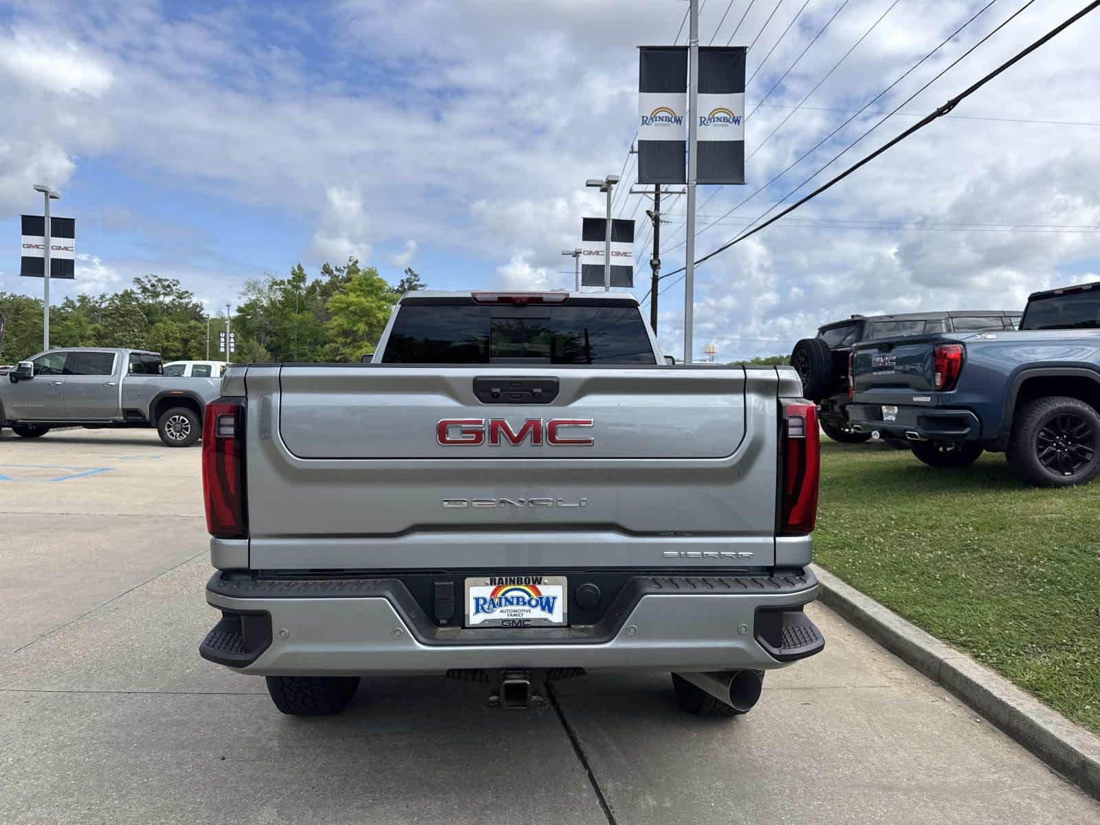 2026 GMC Sierra 2500HD Denali - Photo 6