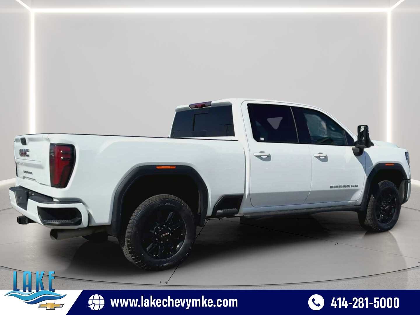 Certified Used 2024 Summit White GMC AT4 image 8