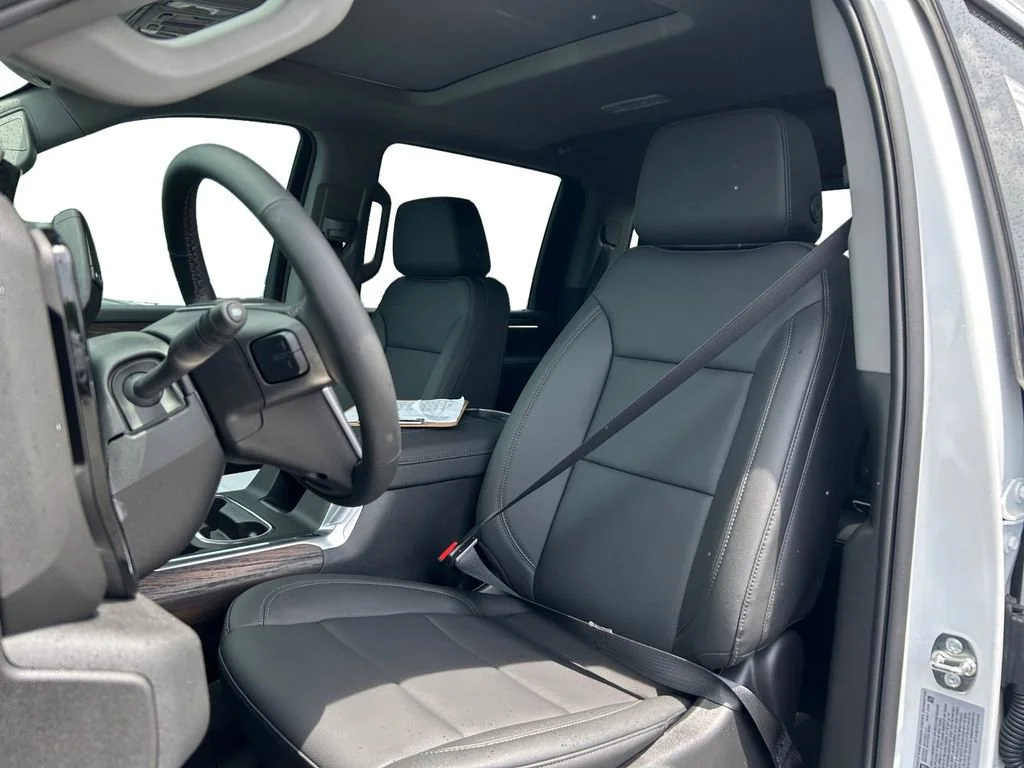 New 2026 Summit White GMC SLT image 27