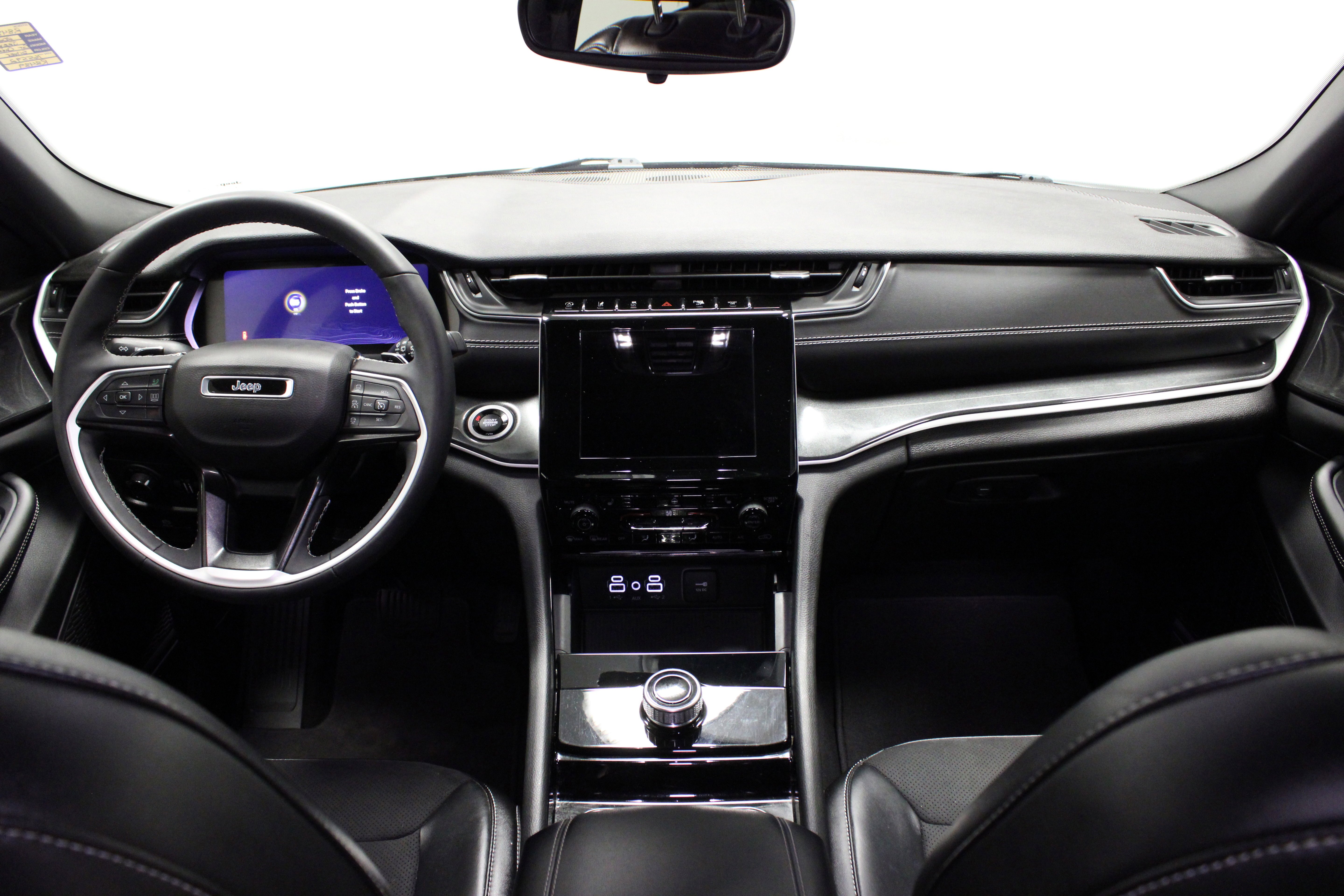 Used 2023 Silver Zynith Jeep Altitude X image 19