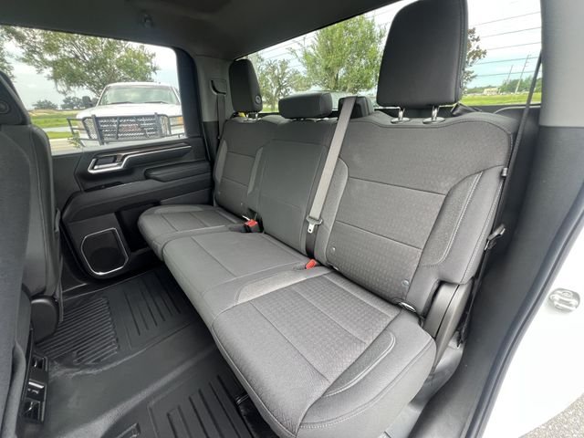 Used 2025 White Chevrolet LT image 12