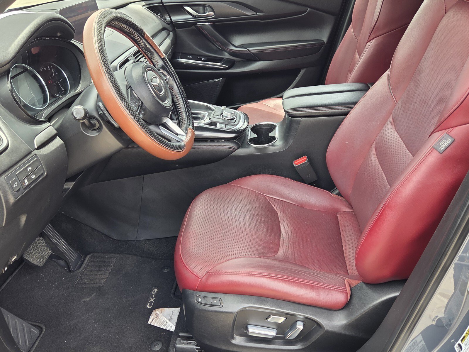 Used 2022 Polymetal Gray Metallic Mazda Carbon Edition image 3