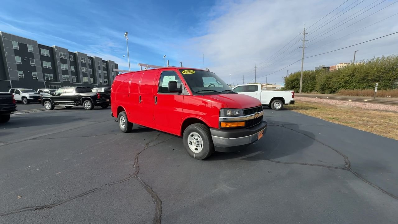 2025 Chevrolet Express Cargo Work Van - Photo 26