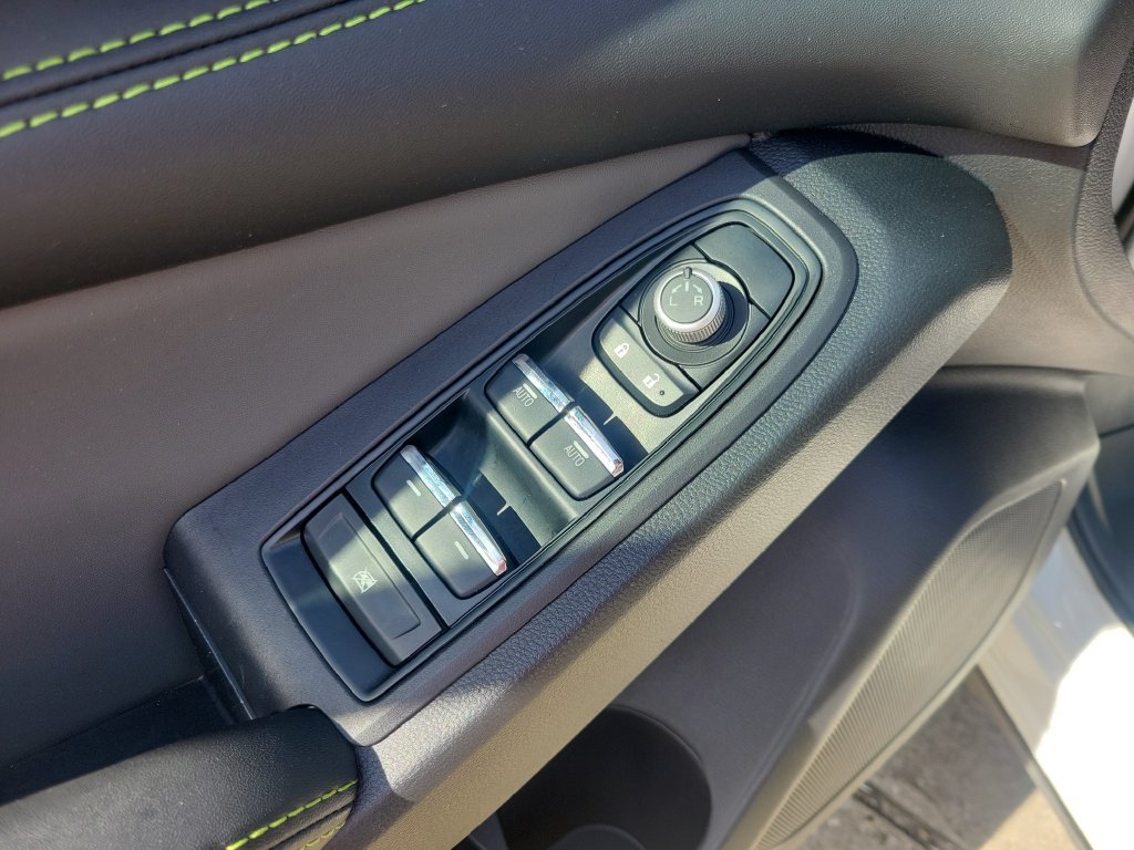 Used 2024 White Subaru Onyx Edition image 14