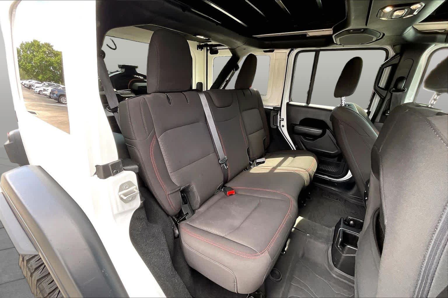 Used 2023 Bright White Clearcoat Jeep Rubicon image 26