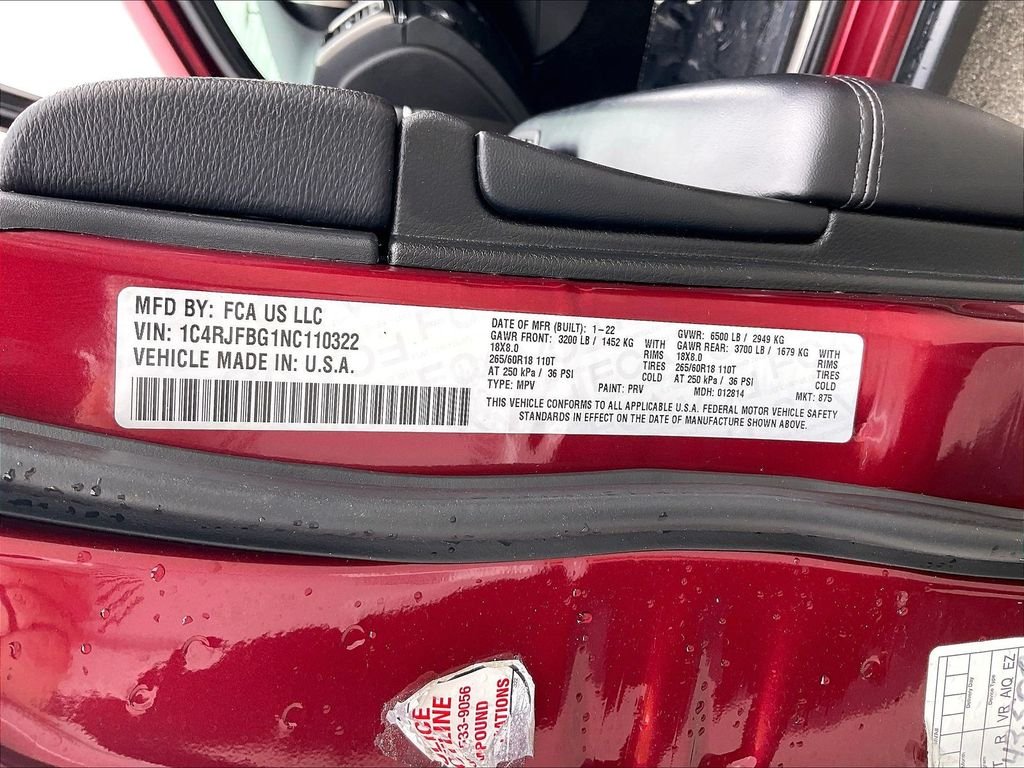 Used 2022 Velvet Red Pearlcoat Jeep Limited image 32