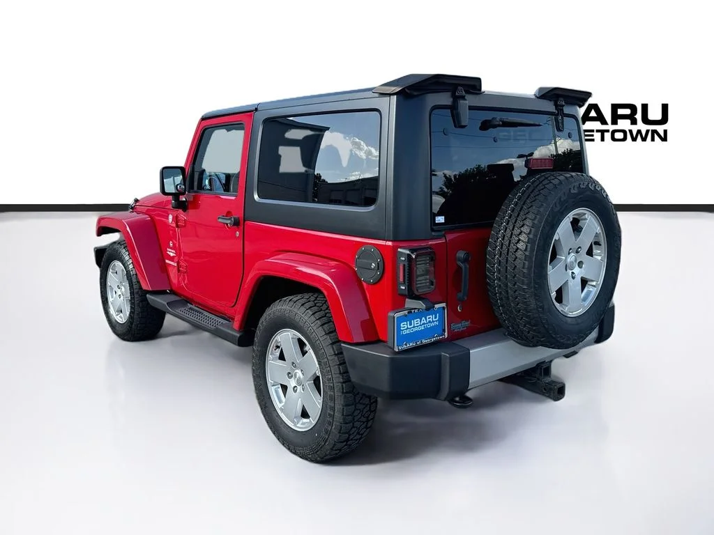 Used 2011 Red Jeep Sahara image 5