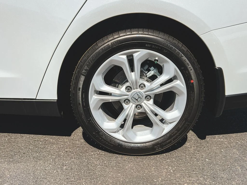 New 2026 Platinum White Pearl Honda LX image 6
