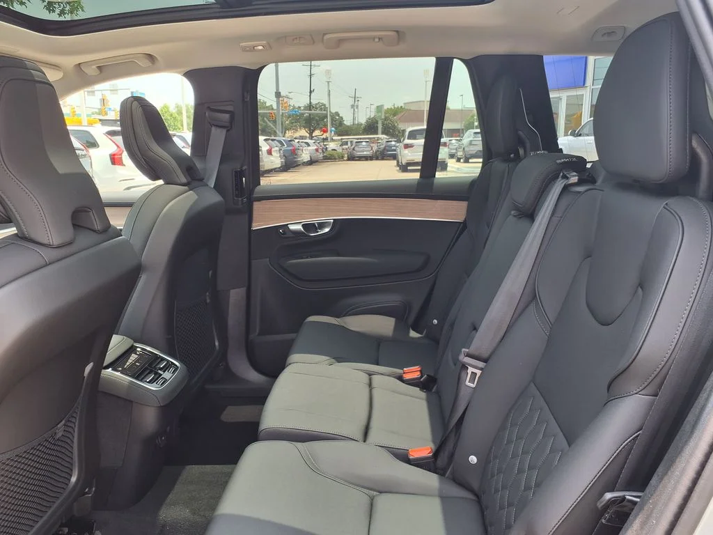 New 2026 Vapour Grey Volvo Plus image 14
