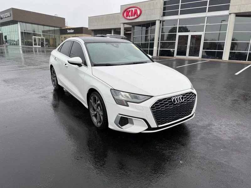 Used 2022 White Audi 40 Premium image 4