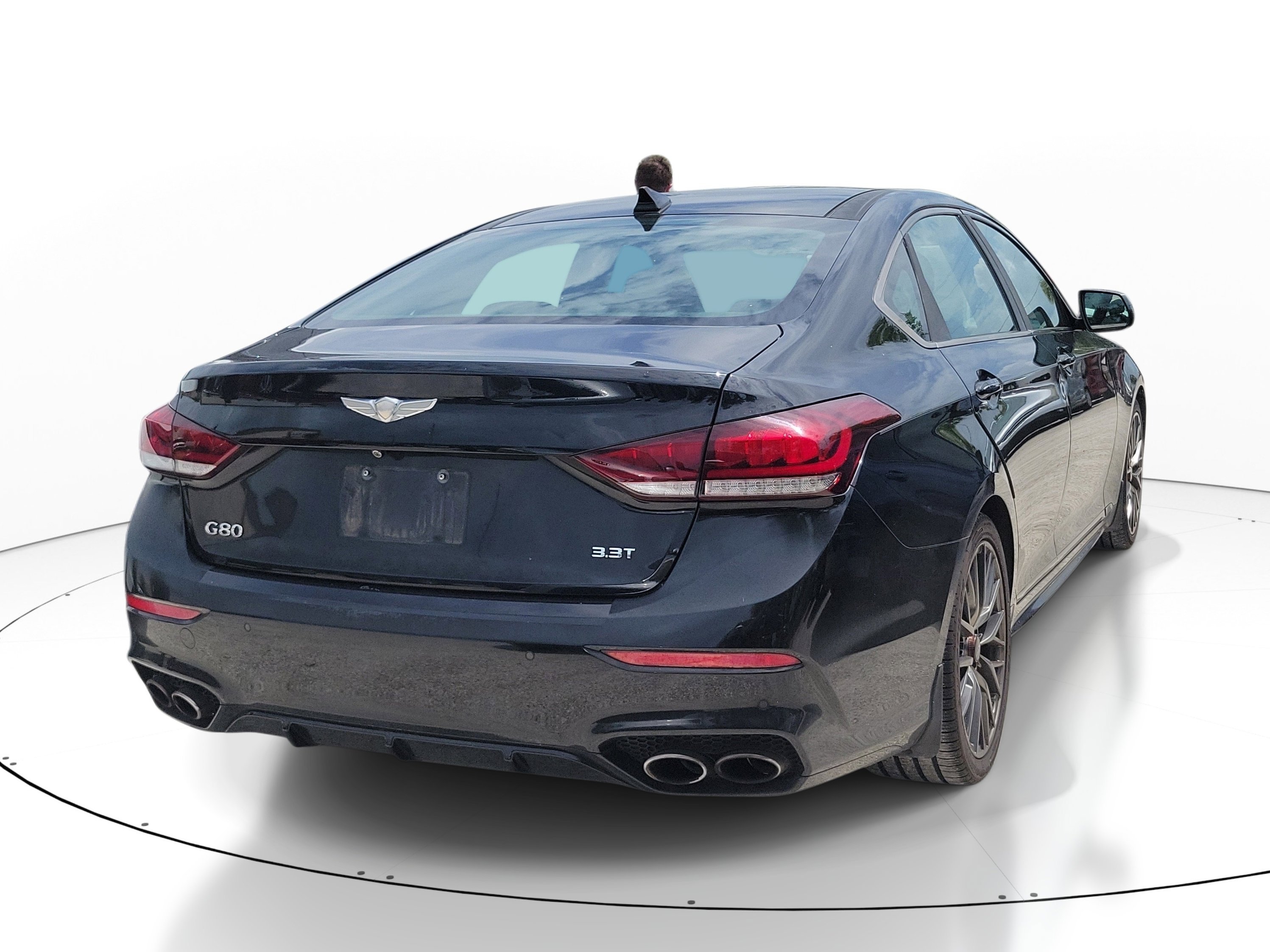Used 2018 Black Genesis 3.3T Sport image 7