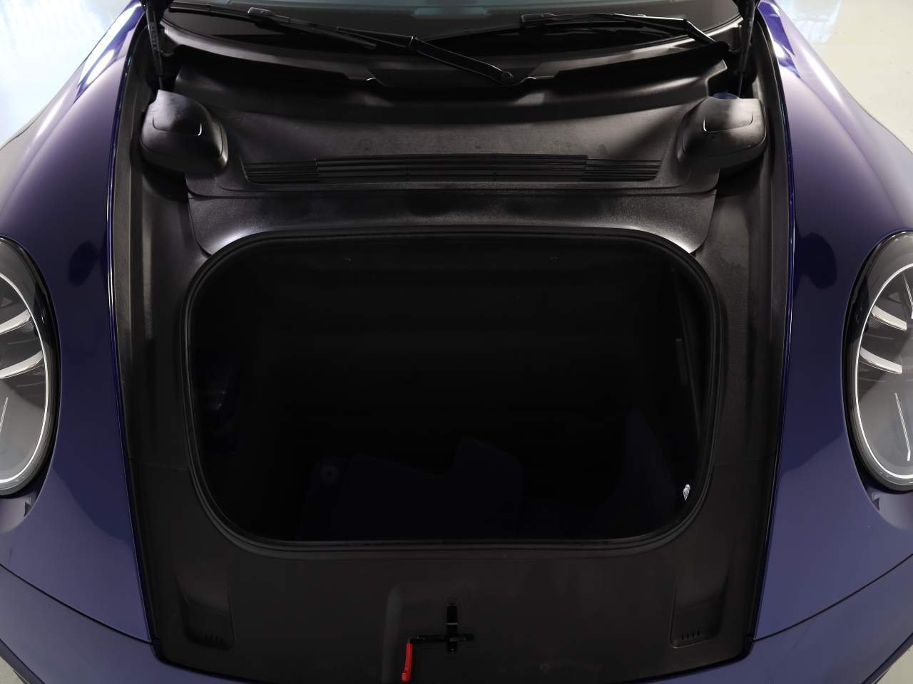 Certified Used 2025 Gentian Blue Metallic Porsche Carrera image 23