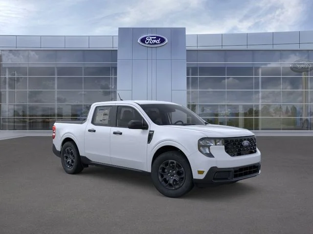 Used 2026 White Metallic Ford XLT image 7