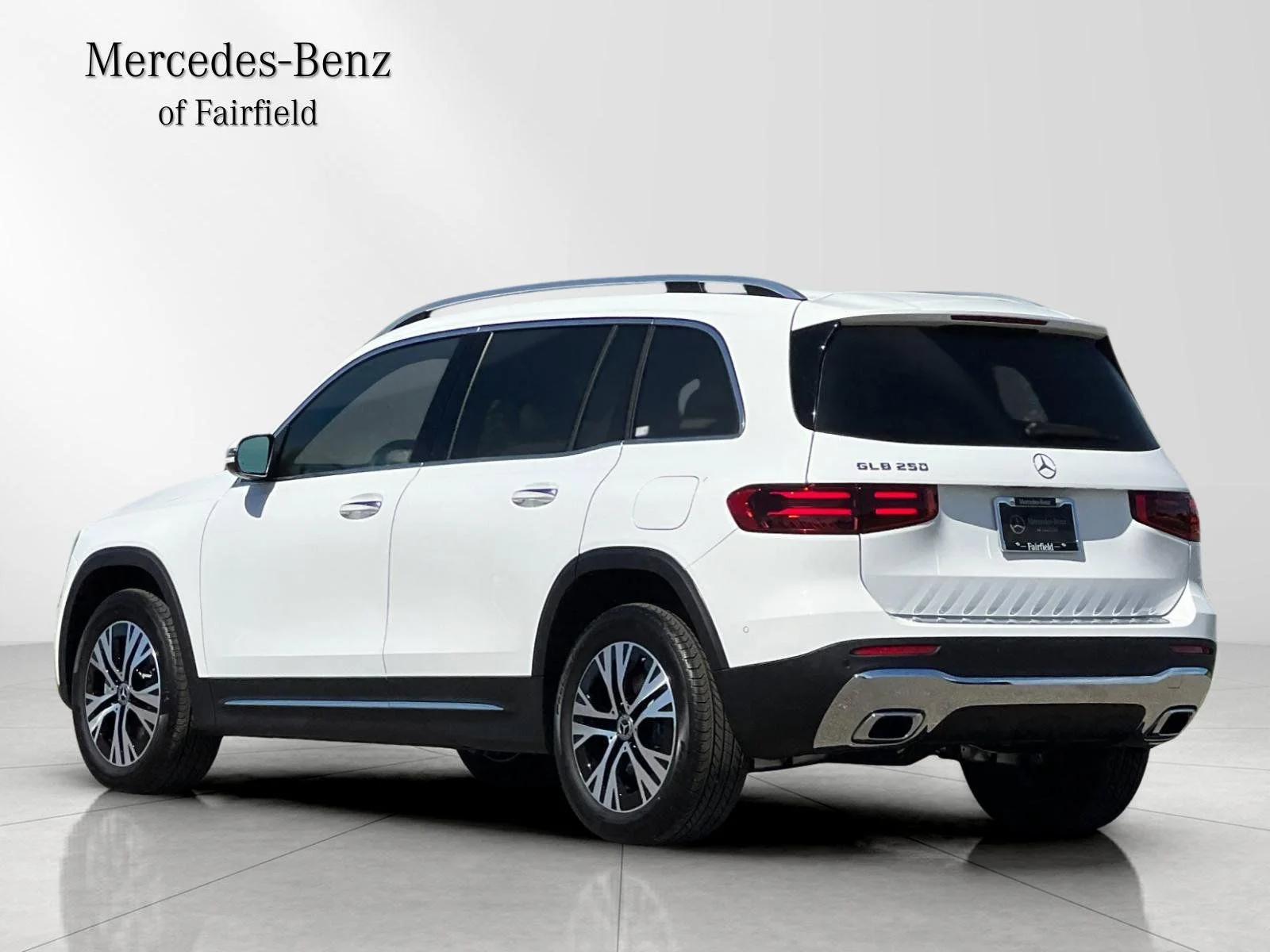 New 2026 White Mercedes-Benz GLB 250 image 6