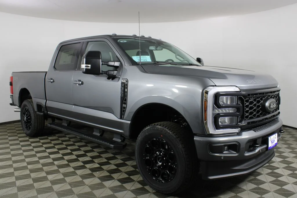 2026 Ford F-350 Lariat 4x4 Crew Cab 6-3/4' Box SRW's photo