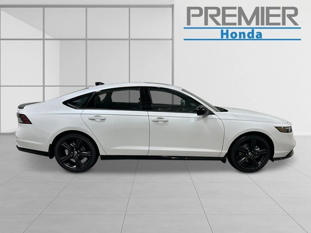 New 2026 Platinum White Pearl Honda Sport-L image 6