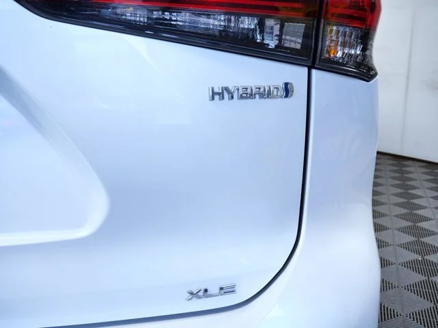 Certified Used 2023 Beige Toyota XLE image 8