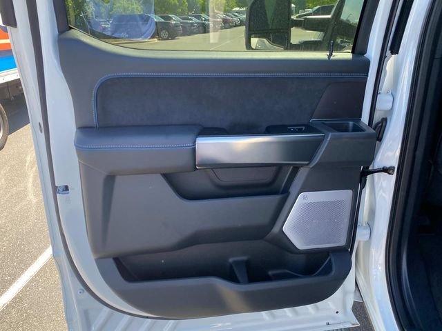 New 2026 White Ford Platinum image 8