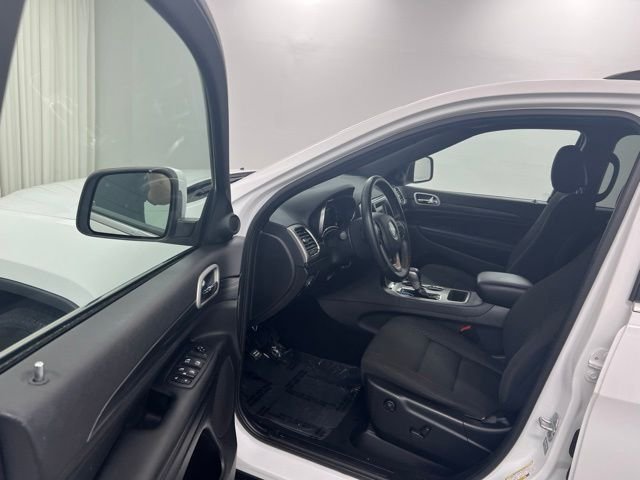 Used 2021 White Jeep Laredo E image 12