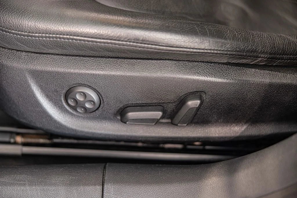 Used 2013 Black Audi  image 22