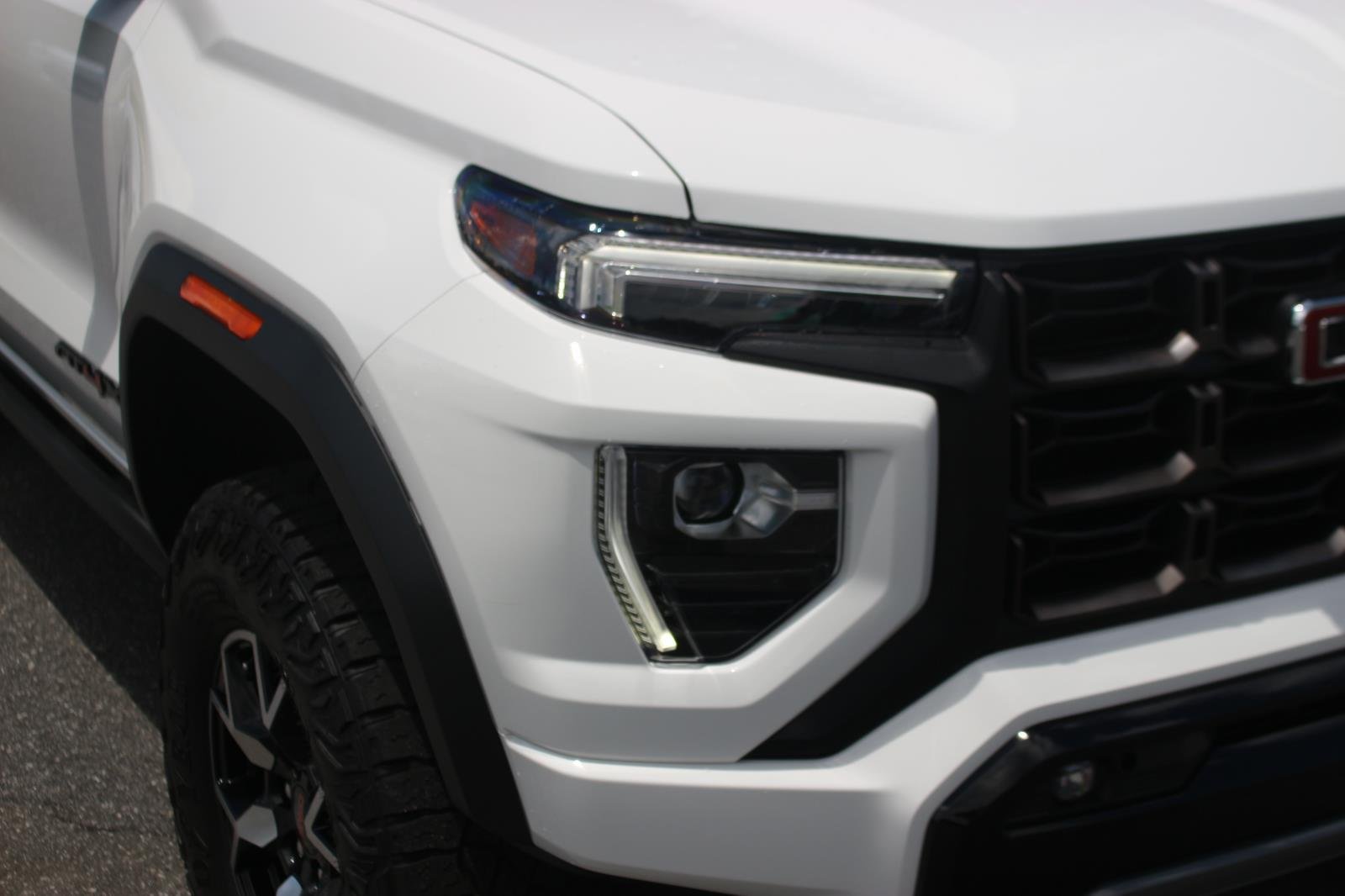 Used 2024 Summit White GMC AT4X image 14
