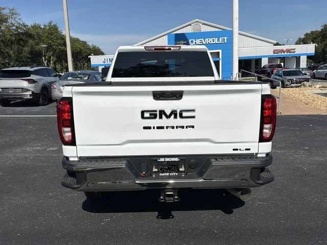 New 2026 Summit White GMC SLE image 5