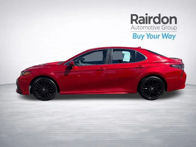 Used 2021 Supersonic Red Toyota SE image 4