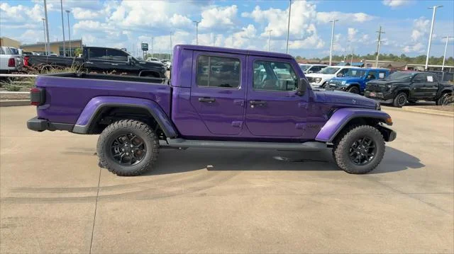 New 2026 Reign Exterior Paint Jeep Texas Trail image 2