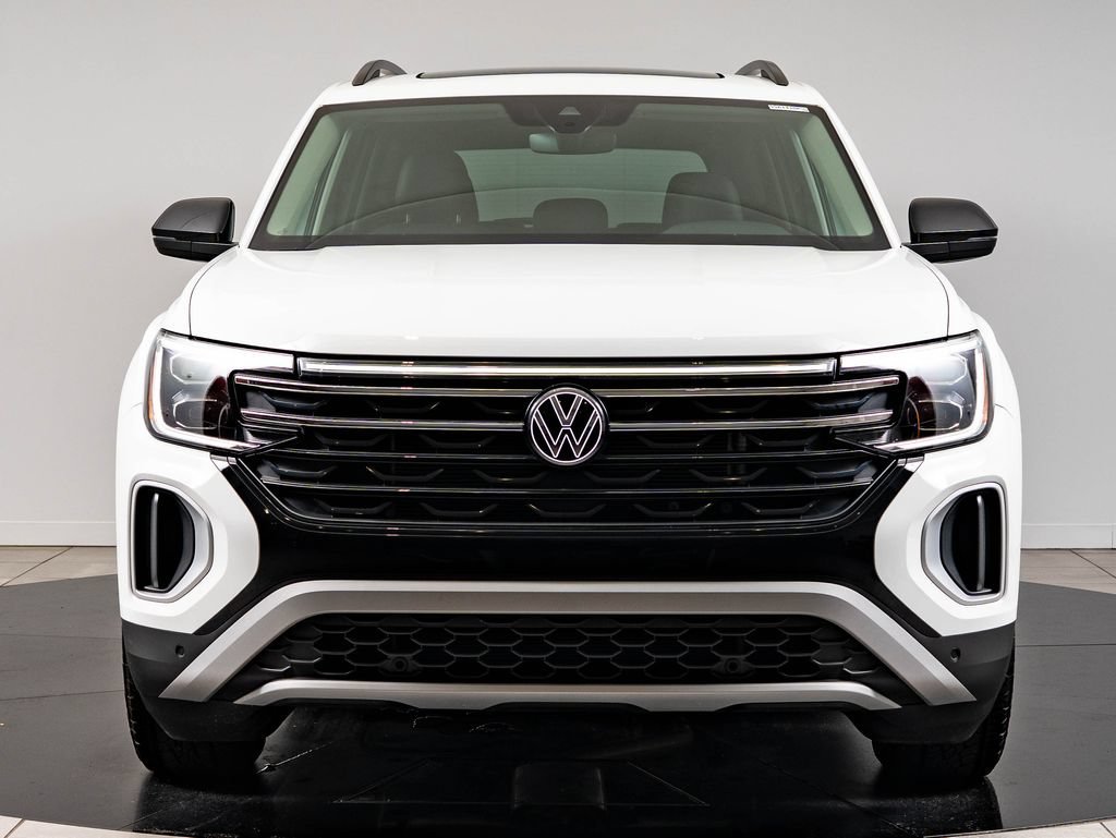 Used 2025 Pure White Volkswagen 2.0T Peak Edition image 2