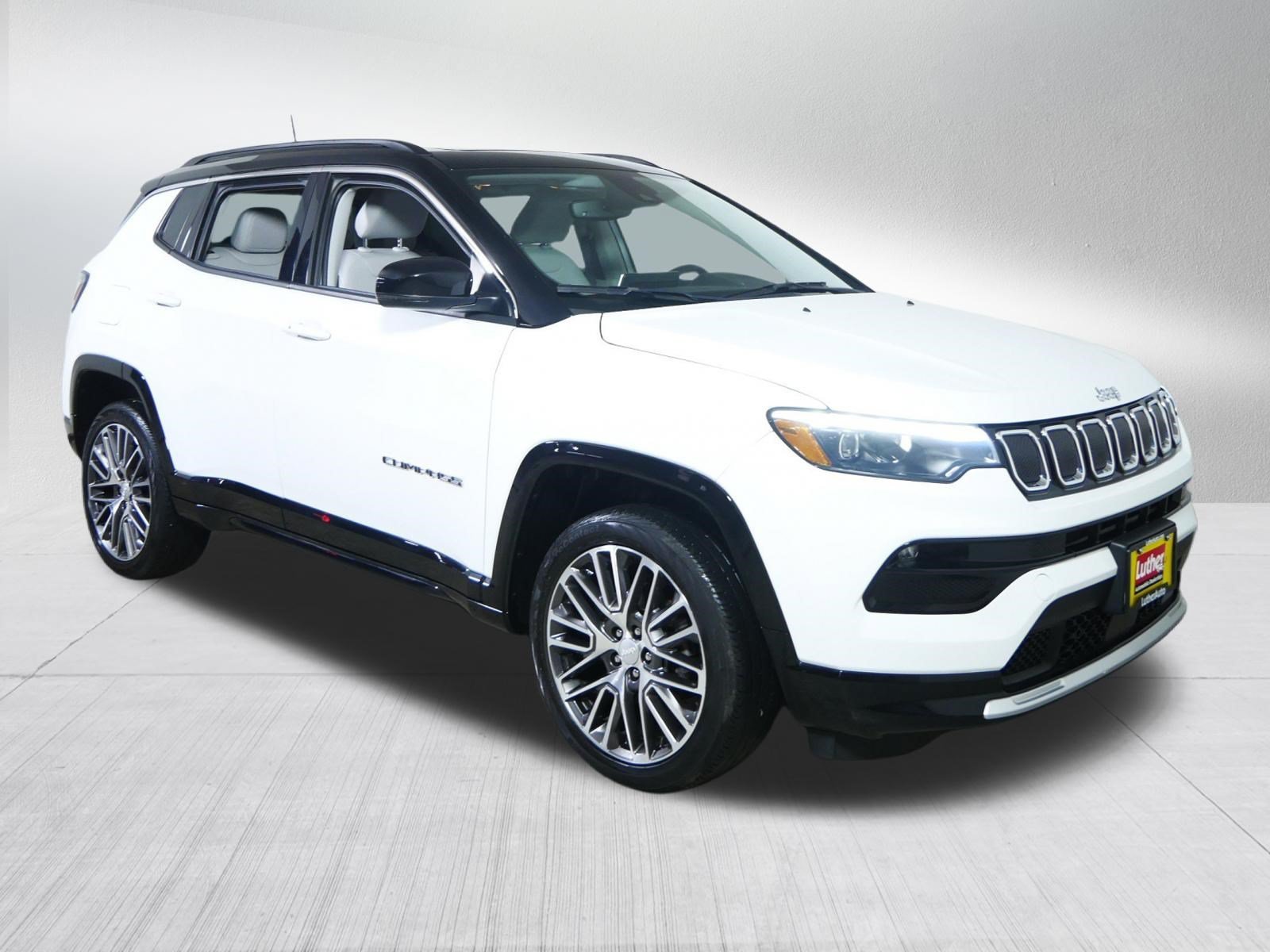 2022 Jeep Compass Limited 4X4's photo